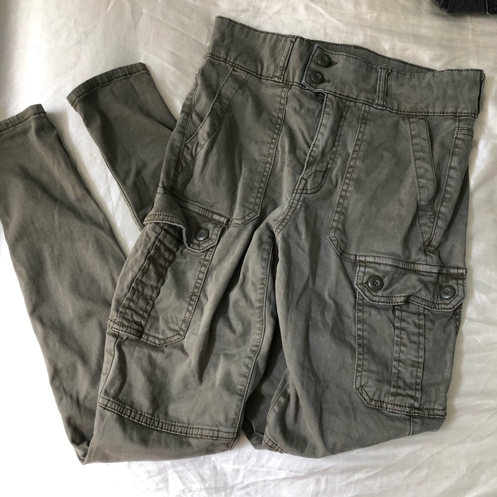 American Eagle Cargo Pants